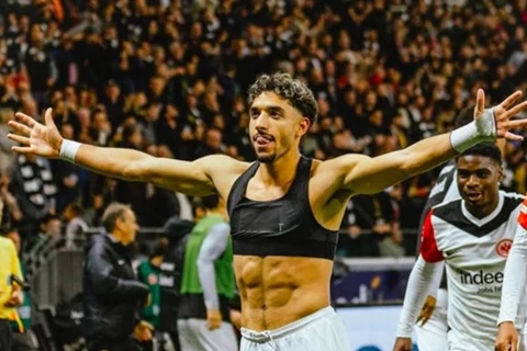 فابريزيو رومانو يكشف.. موعد حسم مانشستر سيتي التعاقد مع مرموش 